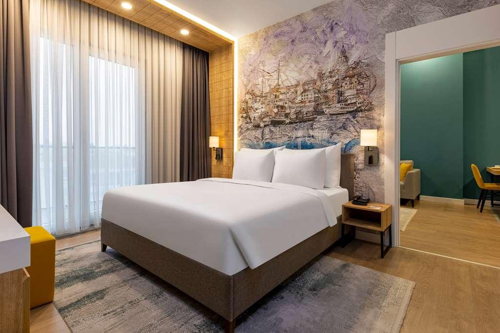 Days Inn & Suites By Wyndham Esenyurt Istanbul Room photo